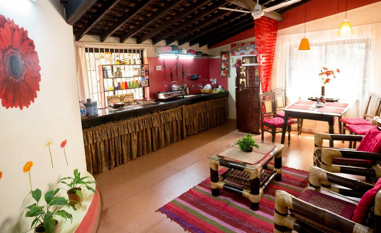 Cozy Dream Apartment Anjuna Bagian luar foto